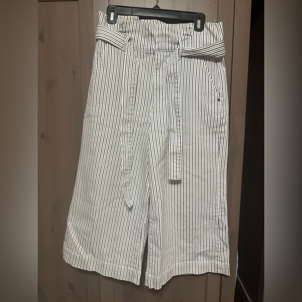 FRAME Striped Wide-Leg cropped jeans Size 29